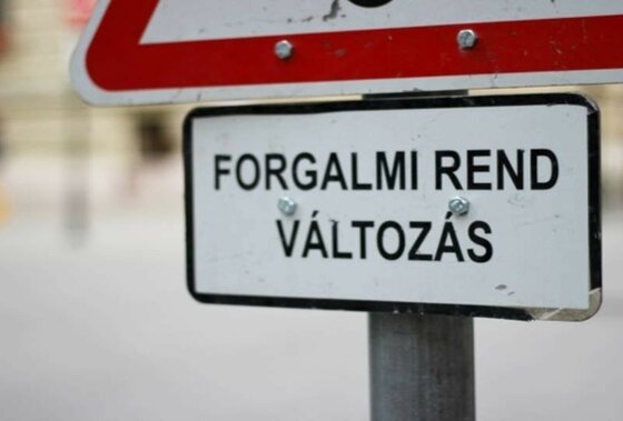 FORGALMI REND VÁLTOZÁS - ÚTFELÚJÍTÁS