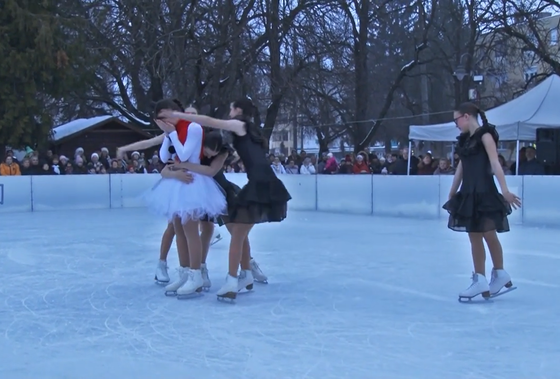 Jégtánc és Akrobatika Bemutató