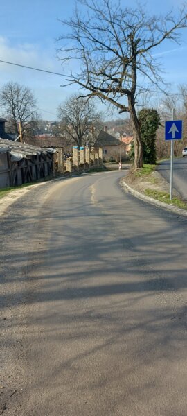 Kossuth tér - Arany János utca összekötő